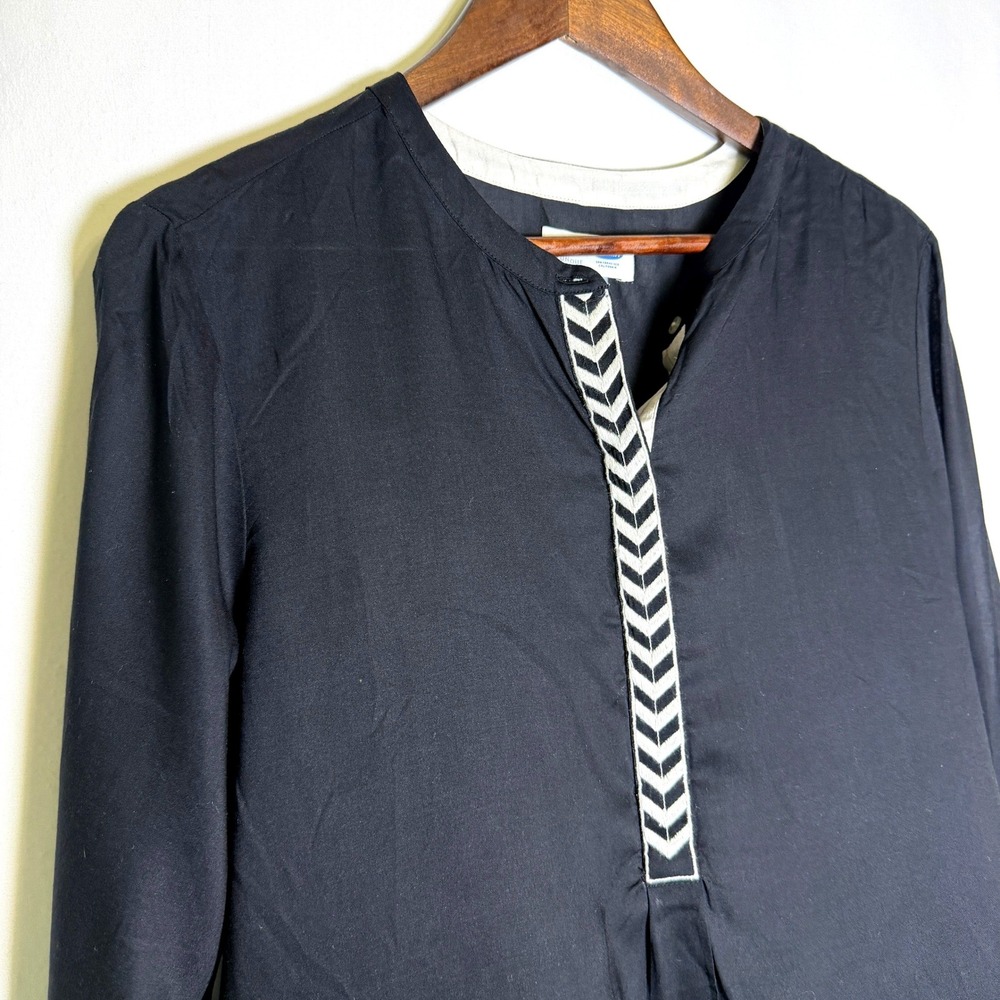 Old Navy Black Embroidered Long Sleeve Tunic Blouse Top Large NWT